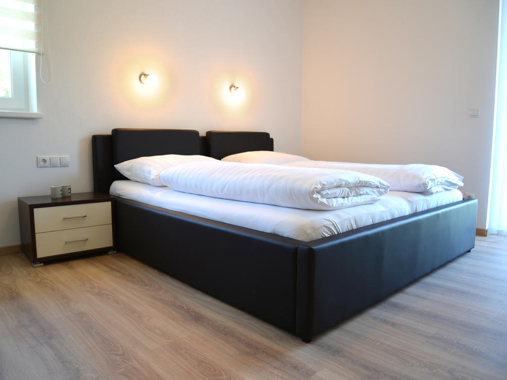 Haus Senel Apartment Ебен им Понгау Стая снимка